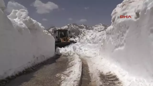 Antalya'da Karla Mücadele