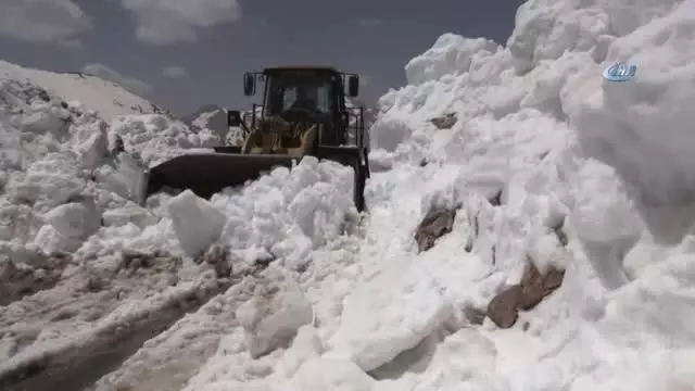 Antalya'da Mayıs Ayında Kar Kalınlığı 5 Metreyi Gördü