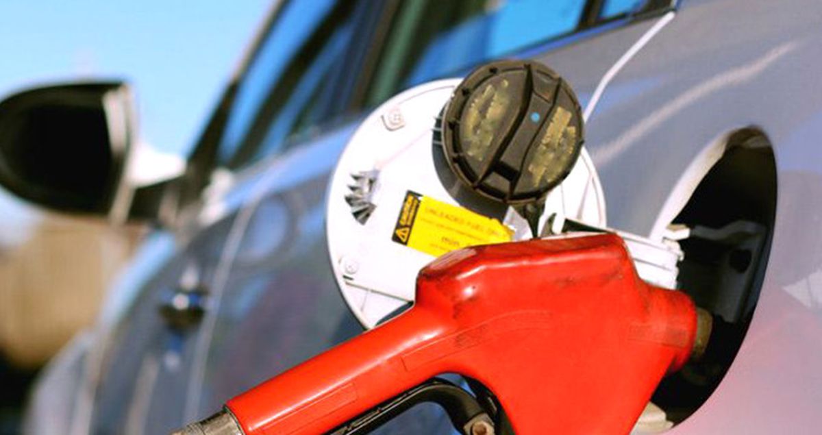 Benzinin Litre Fiyatında 9 Kuruş İndirim Yapıldı