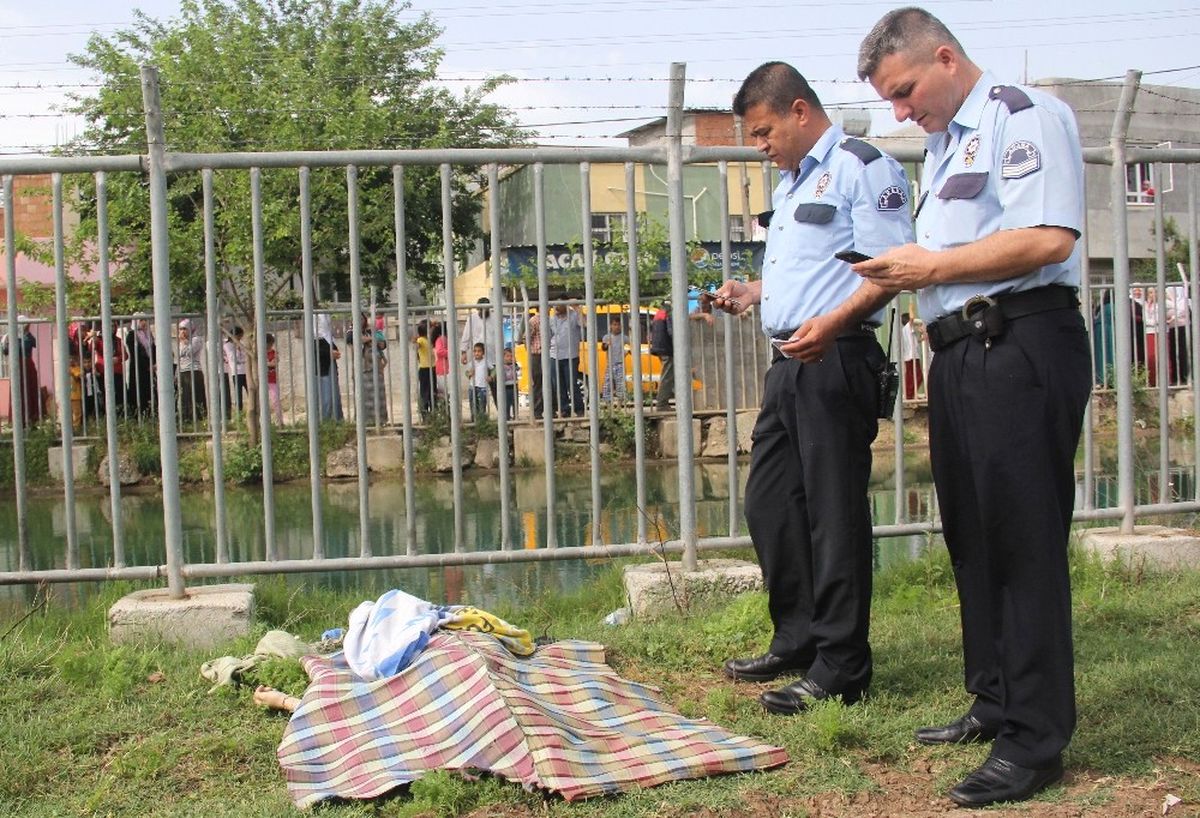 Polis, Boğulan Kız Çocuğunu Whatsapptan Teşhis Etmeye Çalıştı