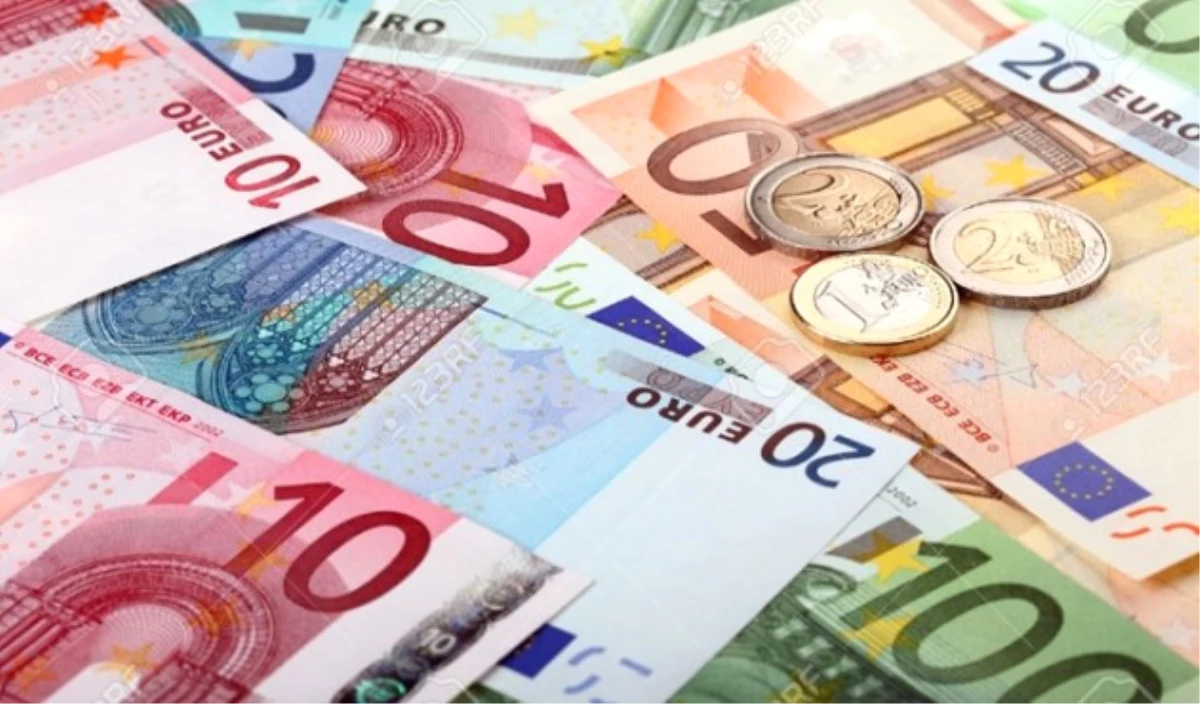 Национальная валюта евро. Валюта Франции. Денежная валюта Франции. Деньги евро. Франция евро деньги.
