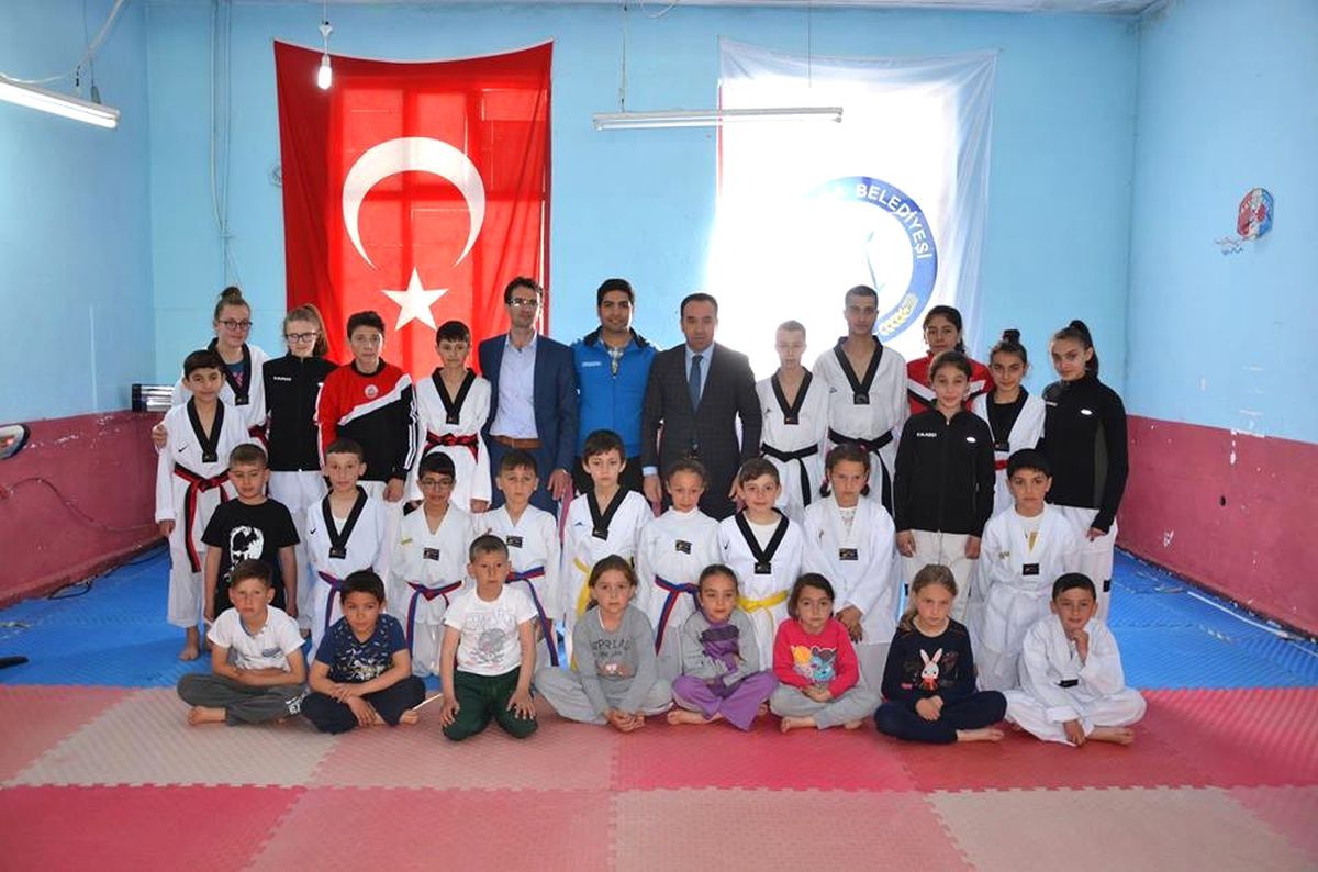 İl Müdürü Yıldız, Dodurga Beldesi'ne Yapılacak Tesisin Alanını Gezdi