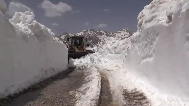 Karla Kaplı Yayla Yolları Açılıyor - Antalya