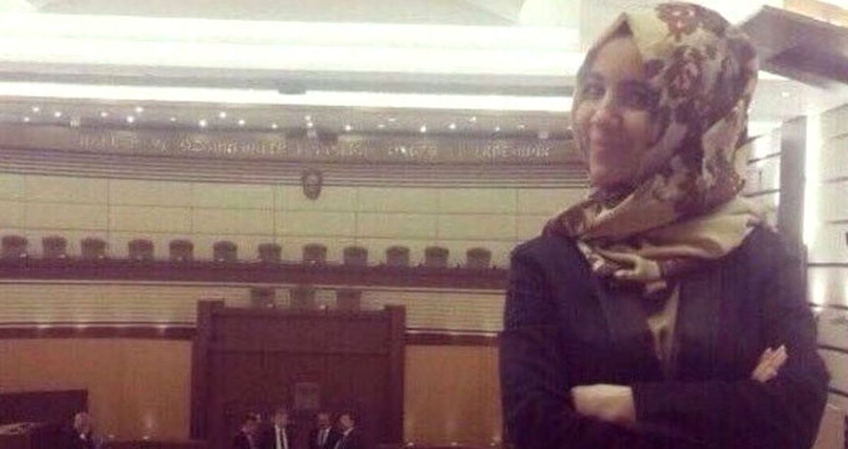 Tahliye Edilen Zaman Gazetesi Muhabiri Ayşenur Parıldak Tekrar Tutuklandı