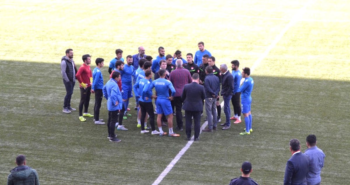 Yola Döşenen Bomba Nedeniyle Maça Geciken Çatalcaspor, Ceza Almadı