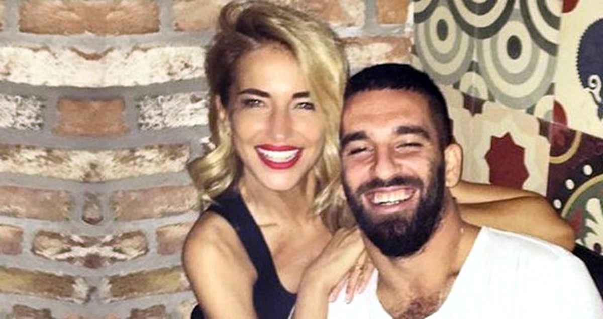 Burcu Esmersoy'dan Kafaları Karıştıran Arda Turan Cevabı: Hiç Küsmedik ki