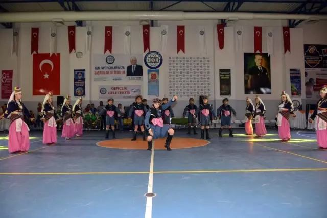 Dünya Dans Günü Coşkuyla Kutlandı Dünya Dans Günü Coşkuyla Kutlandı