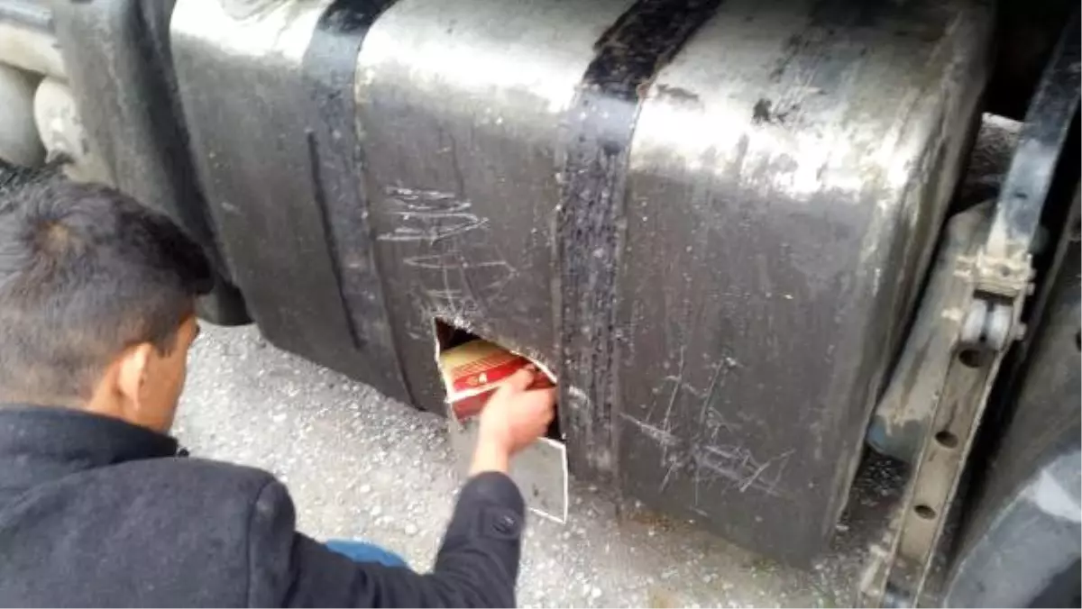 Tır'ın Yakıt Deposundan Kaçak Sigara Çıktı