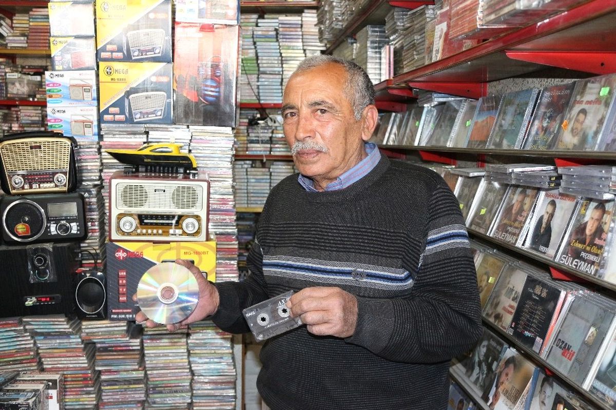 Unutulmaya Yüz Tutmuş Meslek: 'Kasetçilik'