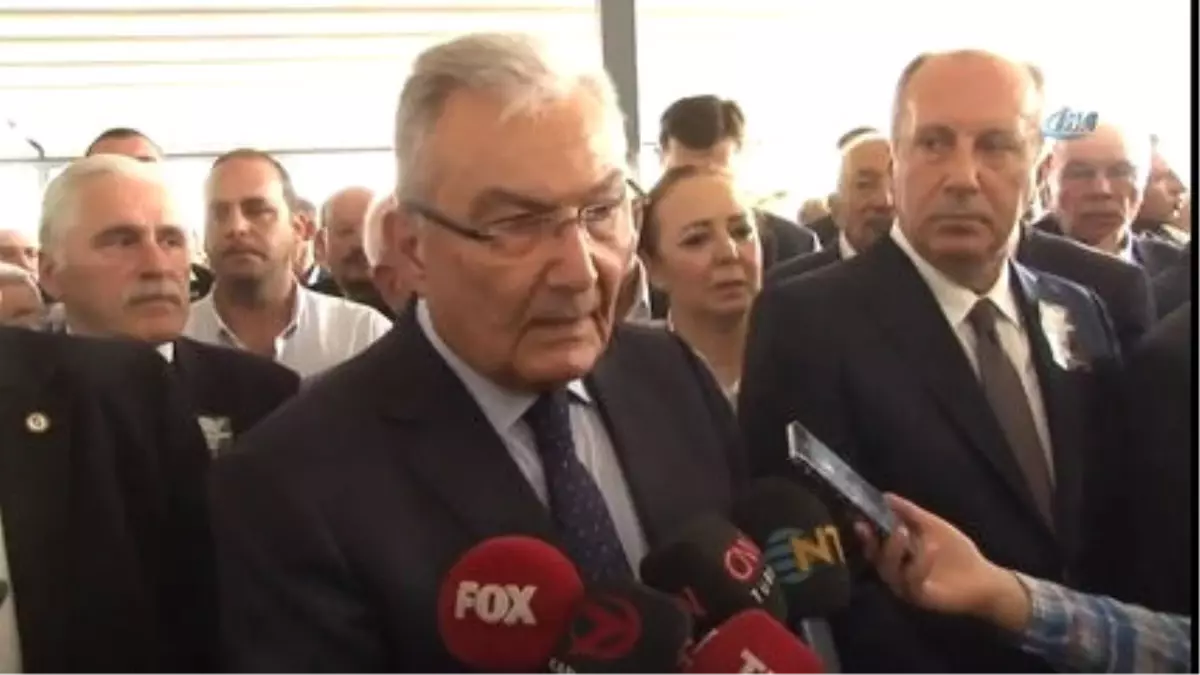 Baykal Kılıçdaroğlu'nu Topa Tuttu