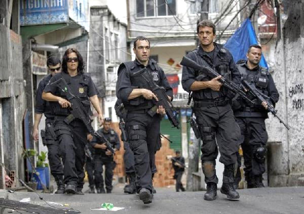 Brezilya Hükümeti Rio'ya Federal Askeri ve Polis Birlikleri Yolluyor