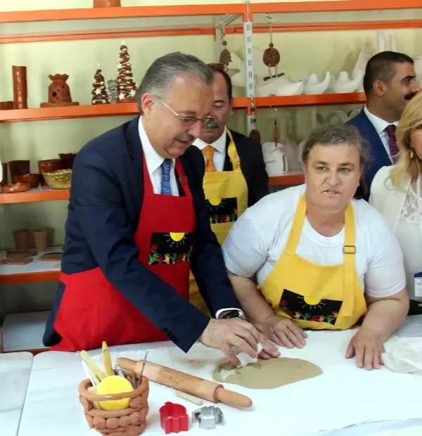 Edirne'de 23 Yaş Üstü Engellilere Ömür Boyu Eğitim Alacağı Okul Açıldı