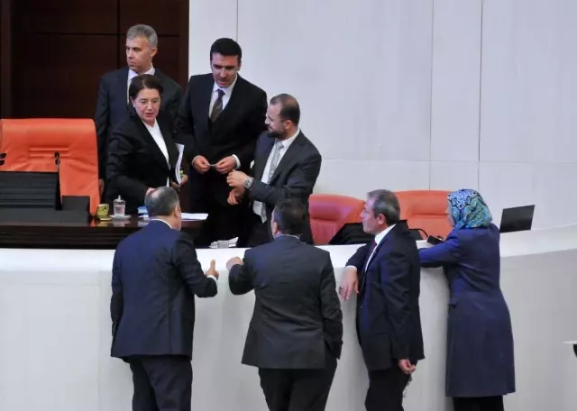TBMM Genel Kurulu'nda Toplantı Yeter Tam Sayısı Bulunamadı