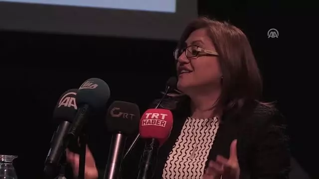 3. Altın Baklava Film Festivali - Dereceye Girenlere Ödülleri Verildi 3. Altın Baklava Film Festivali - Dereceye Girenlere Ödülleri Verildi