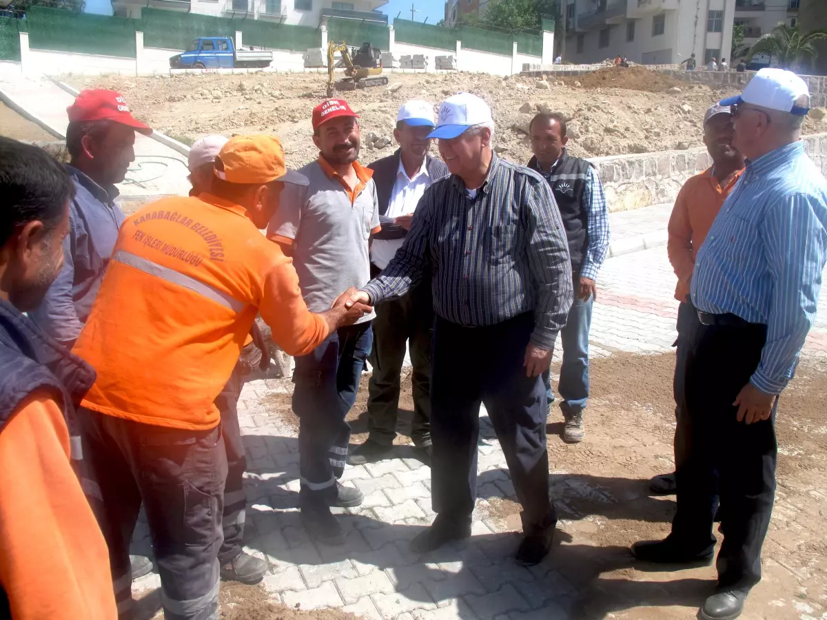 Başkan Selvitopu projeleri yerinde denetliyor