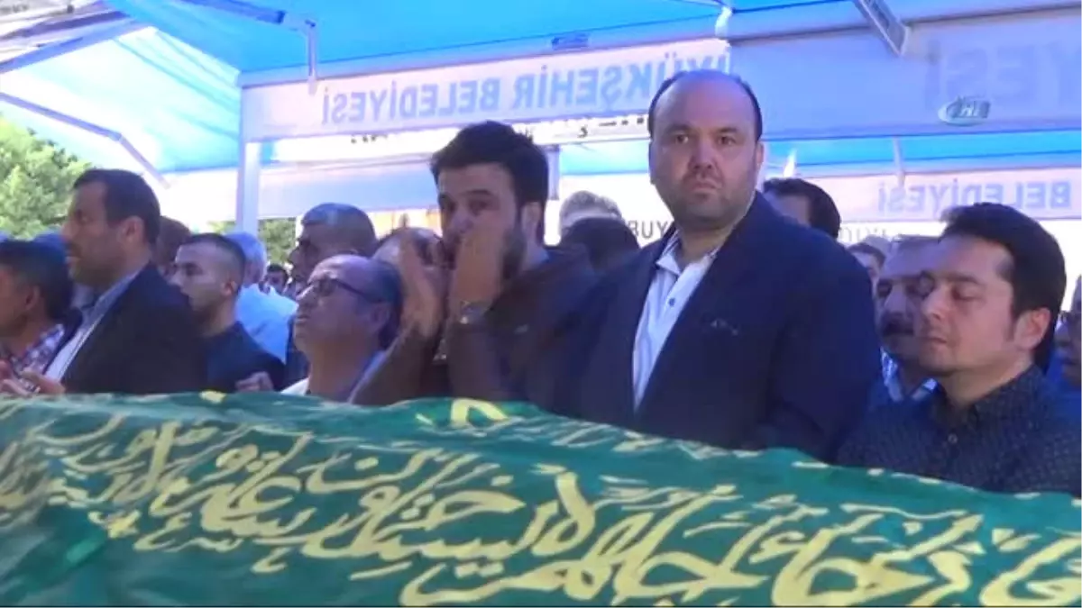 Cinnet Kurbanları Toprağa Veriliyor