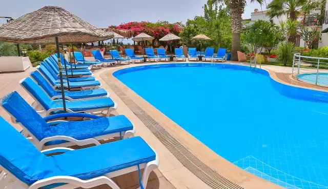 Muğla'da Oteller ve Kumsallar Sezona Hazır Muğla'da Oteller ve Kumsallar Sezona Hazır