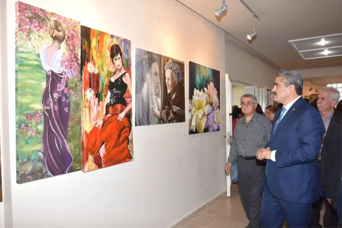 Nazilli Belediyesi Resim Kursiyerlerinin Hazırladığı Eserler Görücüye Çıktı