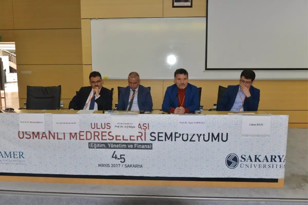Saü'de 'Osmanlı Medreseleri' Sempozyumu Düzenlendi