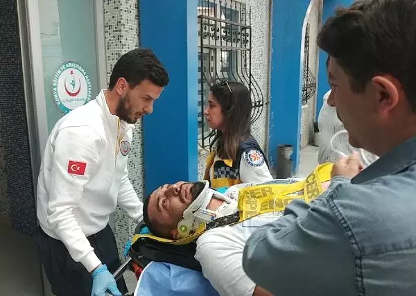 Konya'da Hasta Almaya Giden Ambulans Kaza Yaptı: 3 Yaralı