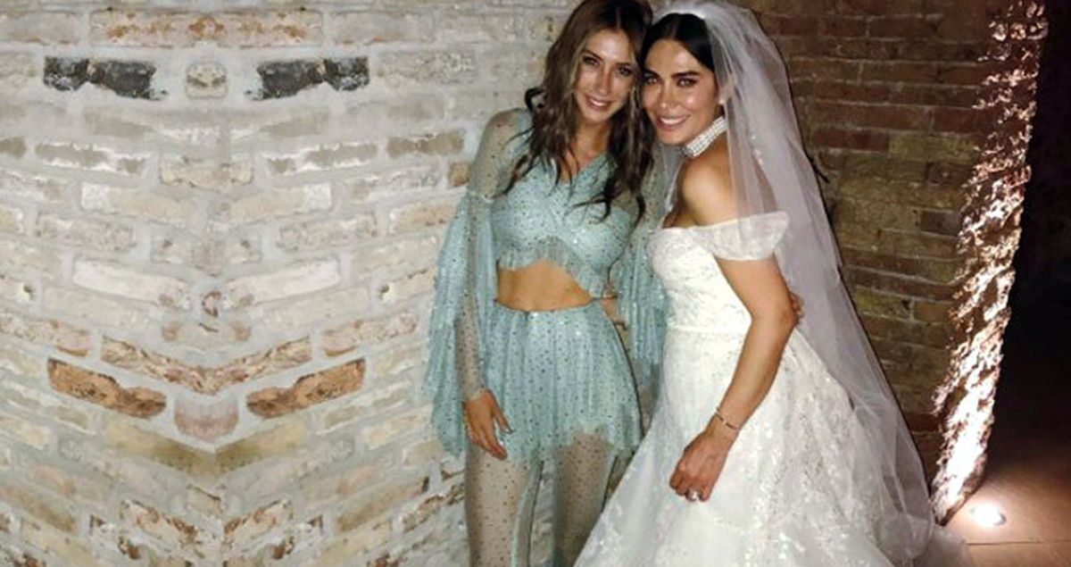 Şeyma Subaşı Gittiği Düğünde Şıklığıyla Gelini Gölgede Bıraktı
