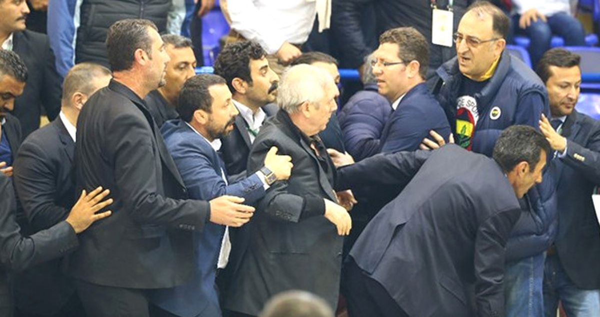 Aziz Yıldırım, Son Periyotta Rakip Başkana Tekrar Saldırmaya Çalıştı