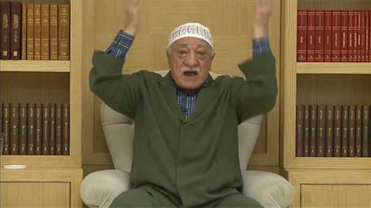 FETÖ Elebaşı Gülen'in İadesi İçin Yeni Delil: Beddua Seansı