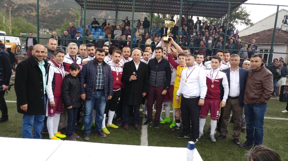 Reşadiye Kelkit Futbol Turnuvası'nın Şampiyonu Belli Oldu