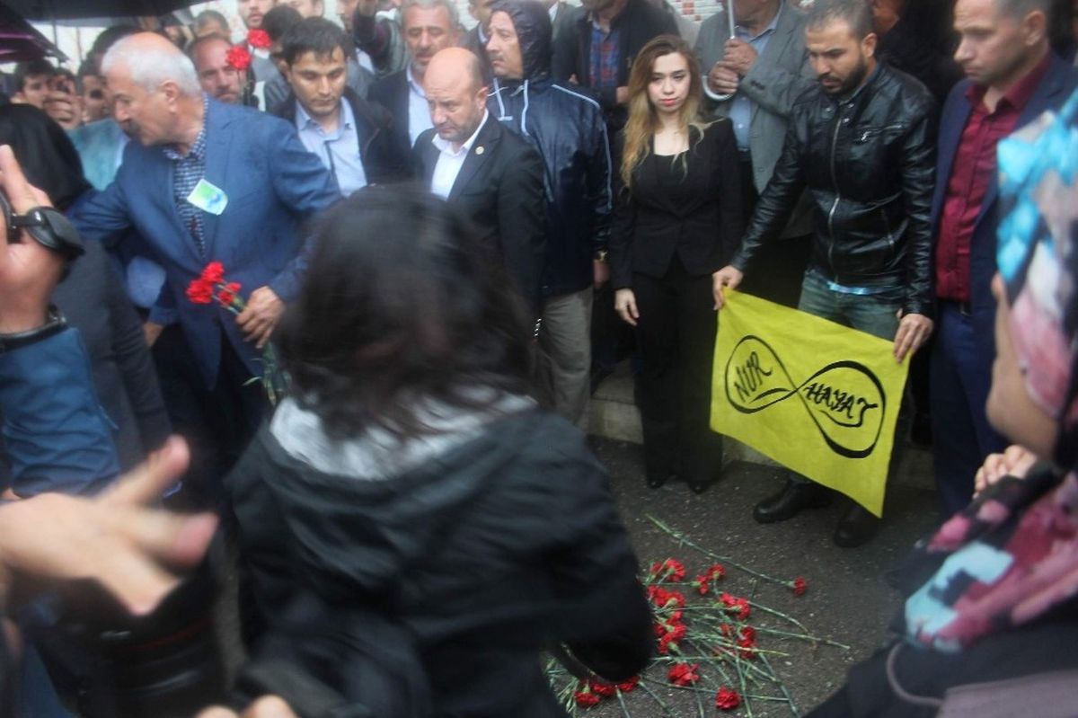 Siirtliler Nurhayat'ın Katil Zanlısına İdam İstedi