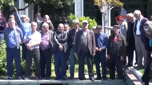 Sarıyerliler Tapuları Için Yeniden Ibb Önünde