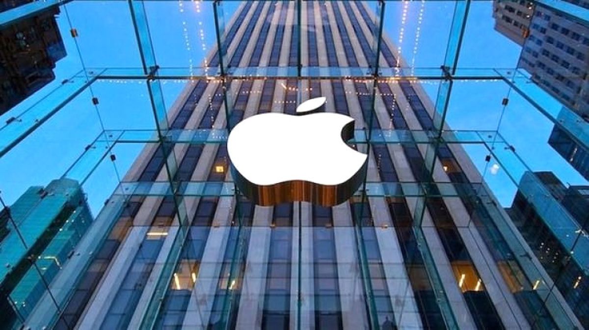 Apple Piyasa Değeri 800 Milyar Doların Üzerine Çıkan İlk Şirket Oldu
