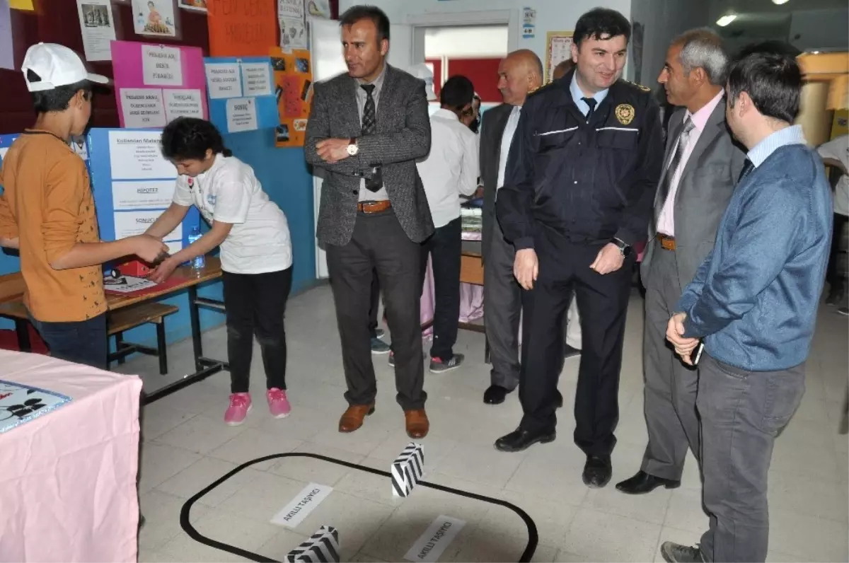 Bulanık'ta Tübitak 4006 Bilim Fuarı