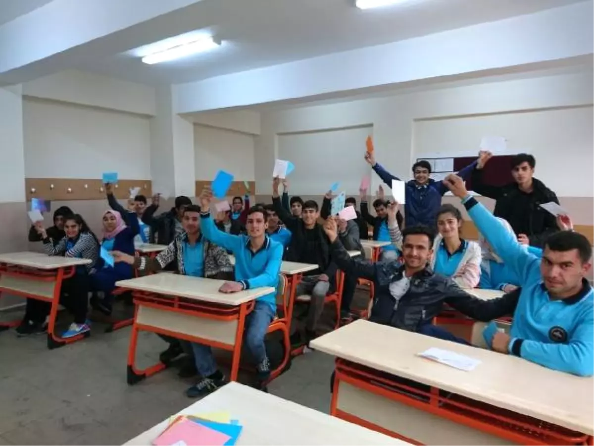 Kartal Uğur Okulları'ndan Diyarbakır ve Şırnak'a Dostluk Eli