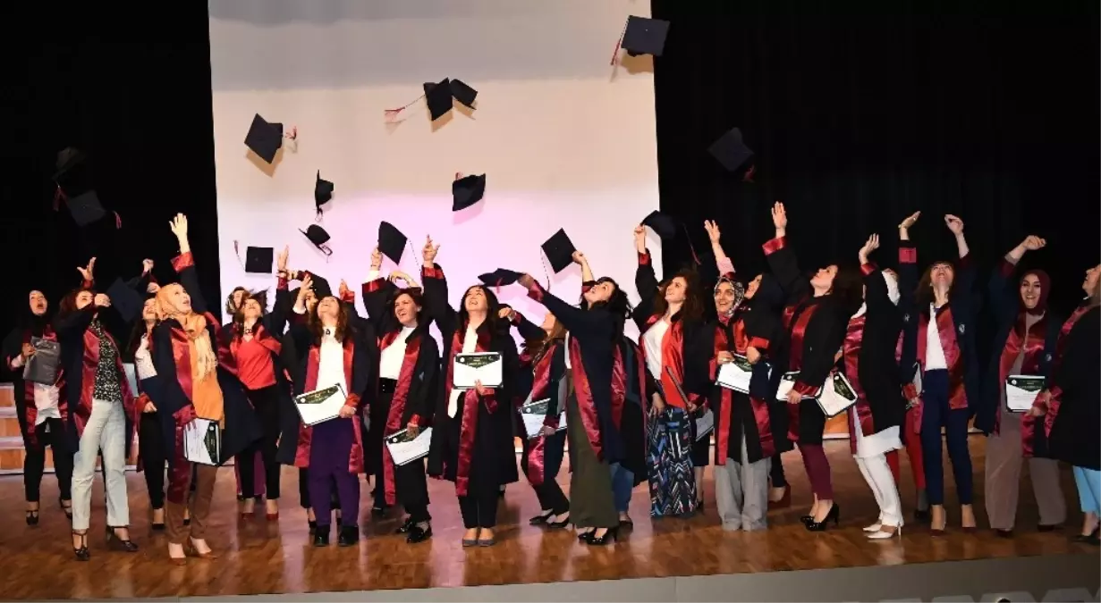 Annelerin Kep Fırlatma Heyecanı