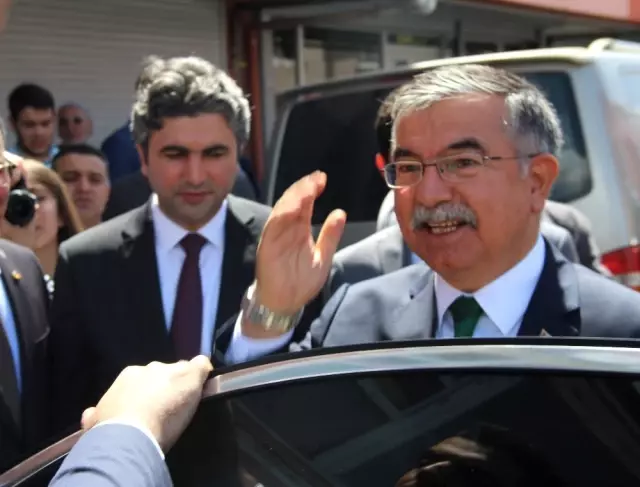 Bakan Yılmaz, Konya'da Çeşitli Ziyaretler Gerçekleştirdi