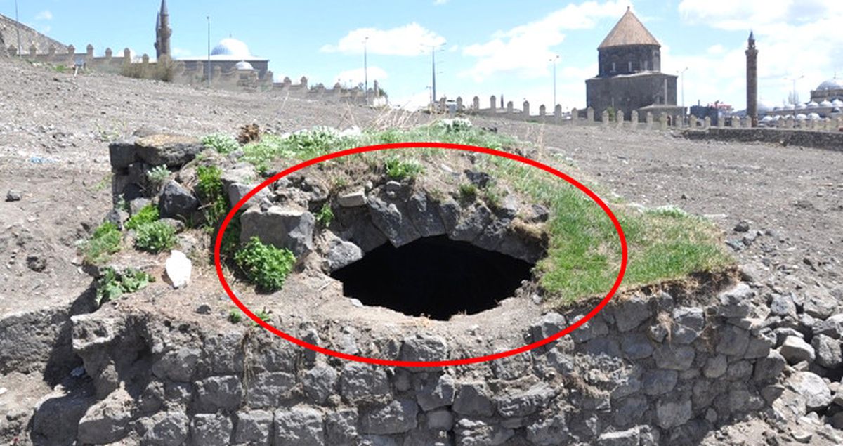 Kars'ta Gecekondu Yıkım Çalışmalarında 16. Yüzyıla Ait Buzhane Ortaya Çıktı