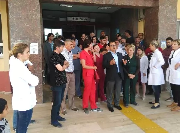 Önce Hamile Eşine, Sonra Hastane Personeline Saldırdı