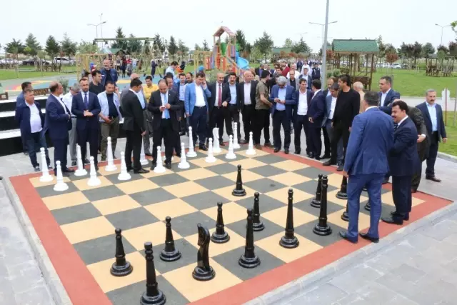 Siverek'te Açılış ve Temel Atma Töreni Siverek'te Açılış ve Temel Atma Töreni