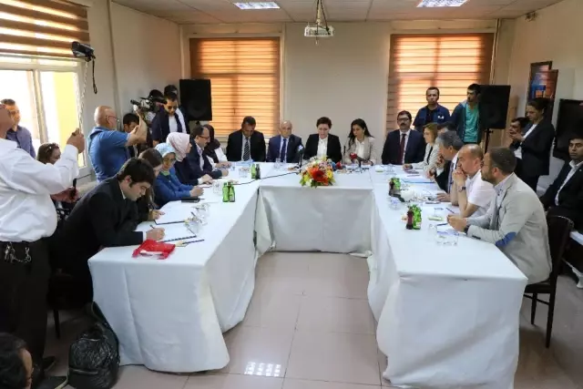 Yurt Yangınını İnceleme Komisyonu Aladağ'da Yurt Yangınını İnceleme Komisyonu Aladağ'da
