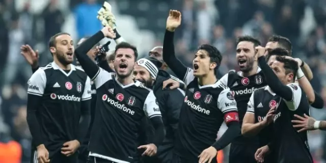 Beşiktaş'tan Herkes Ayrılabilir!