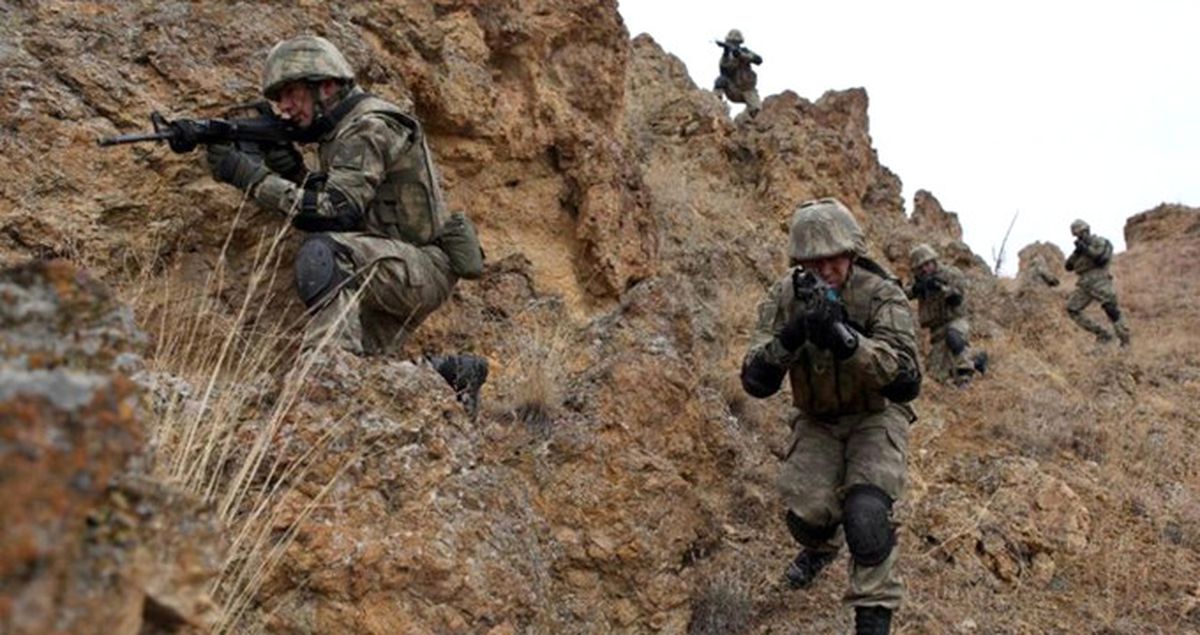 Muş'ta 16 Kişilik PKK'lı Terörist Grup Kıstırıldı