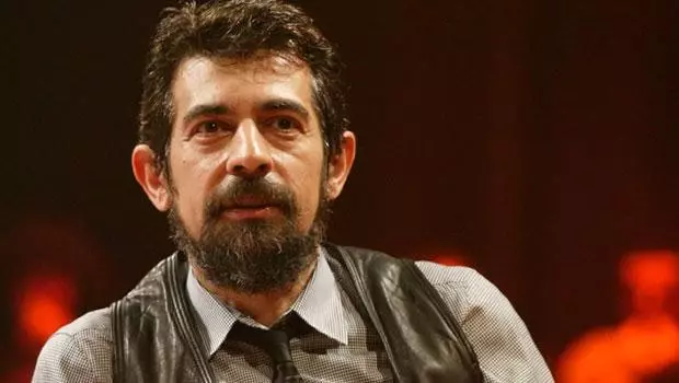 Okan Bayülgen Okan Bayülgen