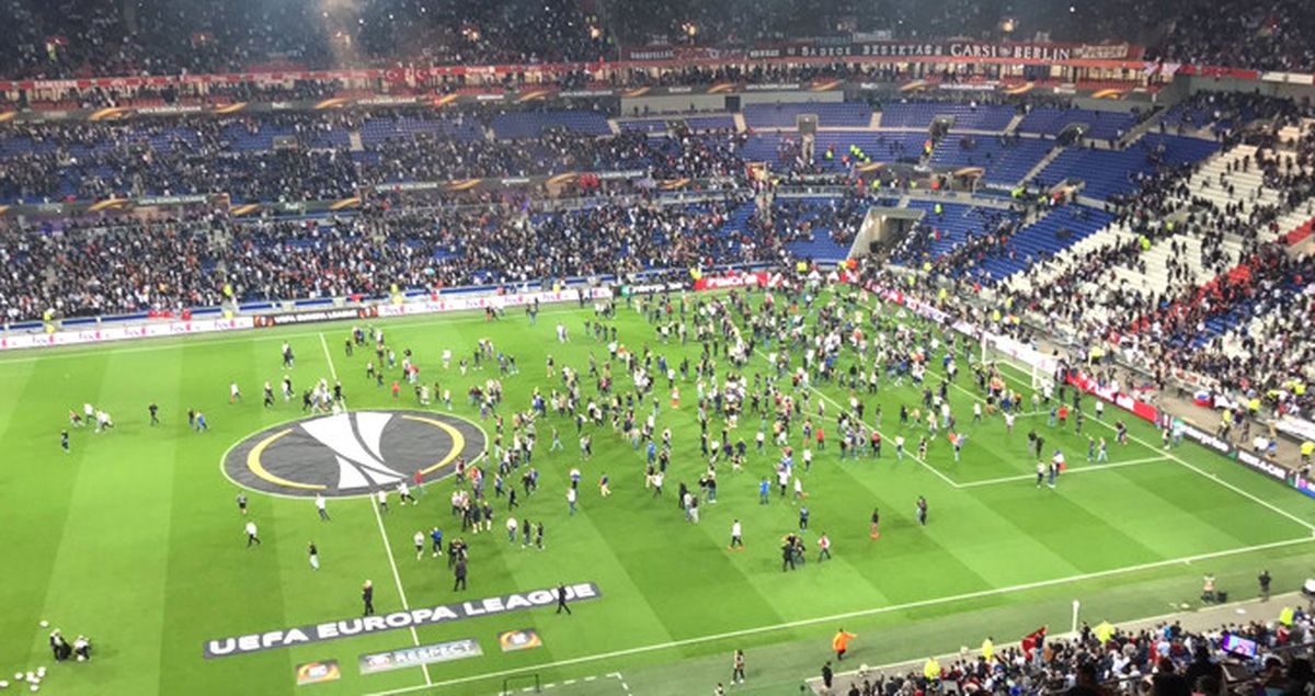 Beşiktaş'ı Cezaya Sürükleyen Lyon'un Başı, Avrupa'dan Men Edilmekle Dertte