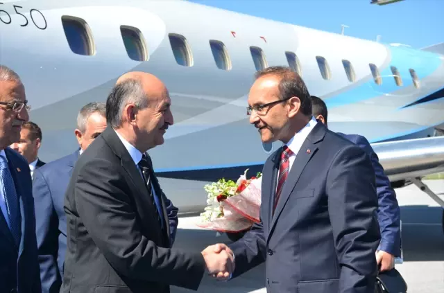 Çalışma ve Sosyal Güvenlik Bakanı Müezzinoğlu Muş'ta Açıklaması