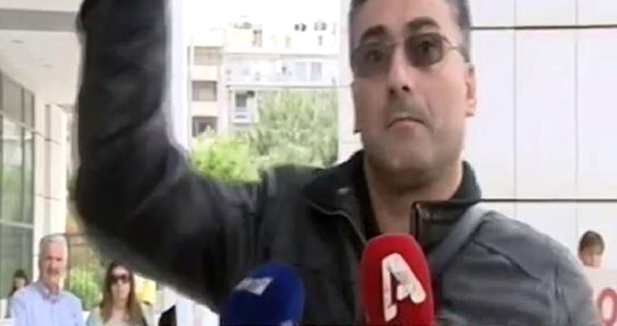 Canlı Yayında Silahını Çıkarıp Peş Peşe Tetiğe Bastı
