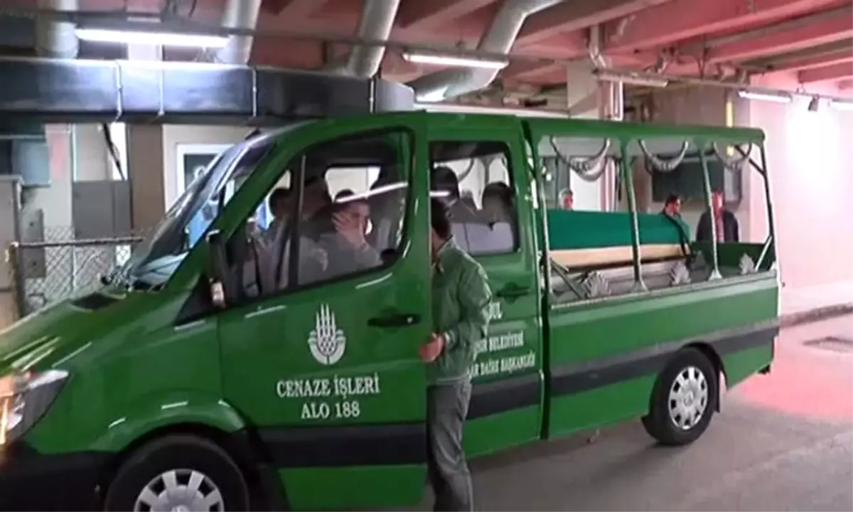 Ibrahim Erkal'ın Cenazesi Hastaneden Alındı