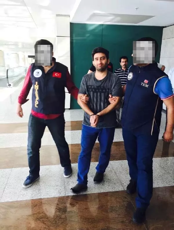 Malezya'nın İade Ettiği Fetö/pdy Yapılanmasında Yer Alan Şahıslar Türkiye'ye Getirildi