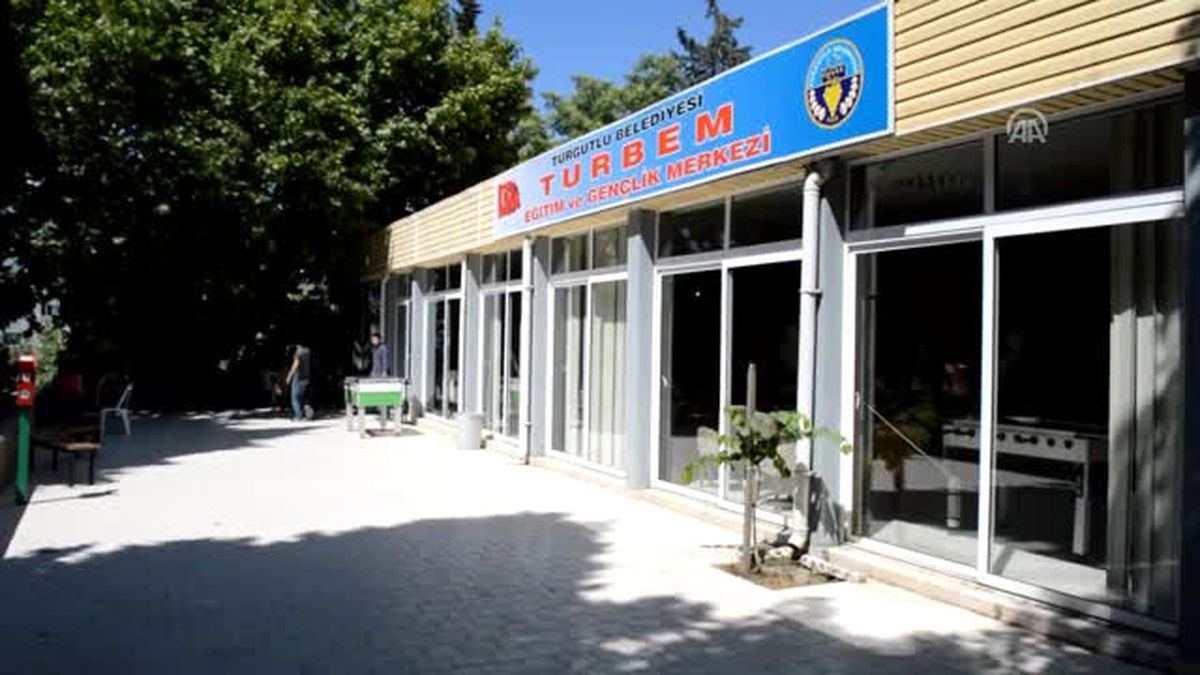 Turgutlu'da Göktürkçe Kursu Açıldı