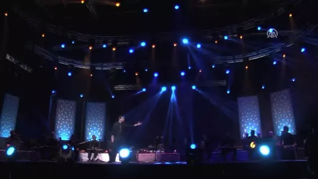 16. Uluslararası Mevazin Müzik Festivali - Sami Yusuf El Nahda Meydanı'nda Konser Verdi 16. Uluslararası Mevazin Müzik Festivali - Sami Yusuf El Nahda Meydanı'nda Konser Verdi