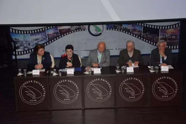 Düzce Üniversitesi Uluslararası Şota Rustaveli 850. Yıl Sempozyumuna Ev Sahipliği Yaptı Düzce Üniversitesi Uluslararası Şota Rustaveli 850. Yıl Sempozyumuna Ev Sahipliği Yaptı